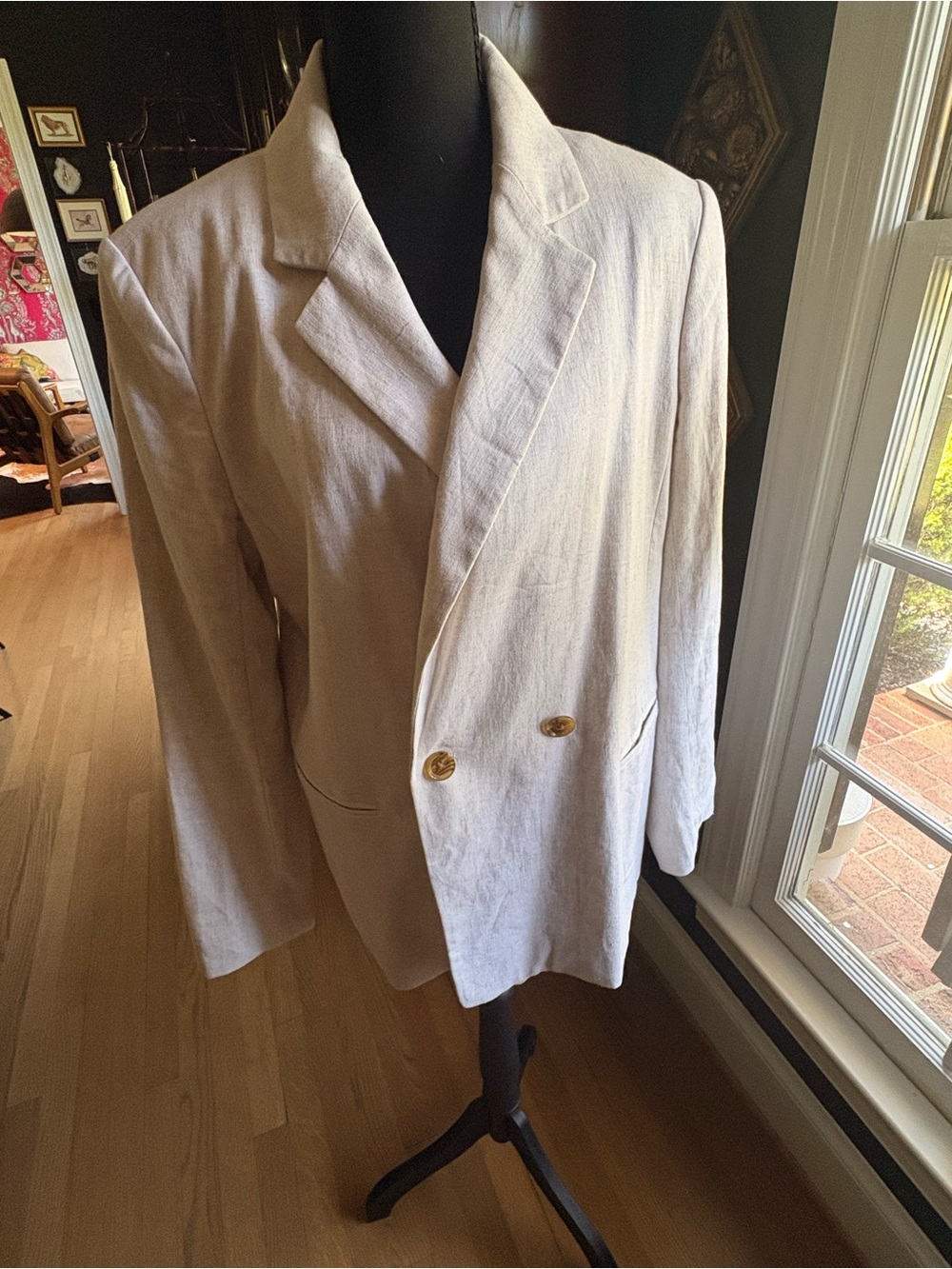Relaxed Double-Breasted Linen Blazer in Light Beige